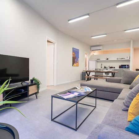 Monastiraki Metro St 2 Bedrooms 6 Pers By Mps アテネ エクステリア 写真